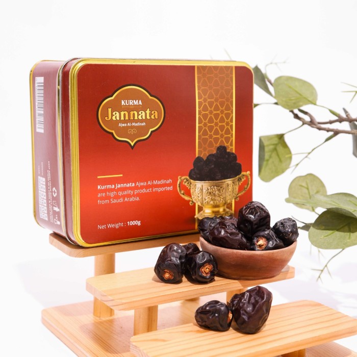 

Parsel Ramadan Kurma Ajwa Jannata Kurma Madinah Asli 1kg
