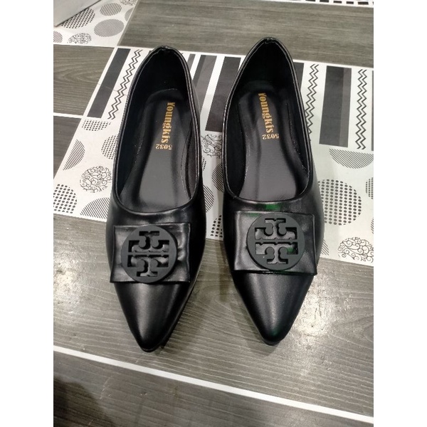 Pansus Wanita Model  Flatshoes