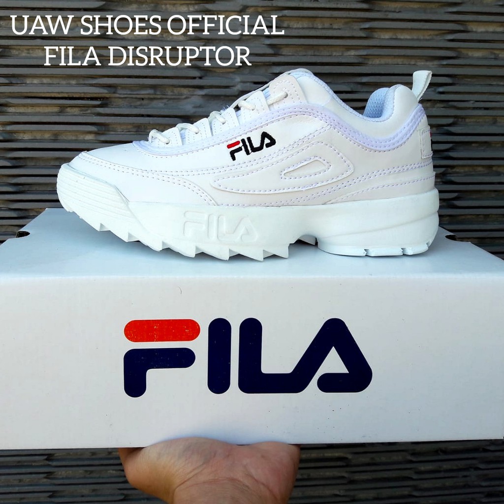 sepatu sneaker fila