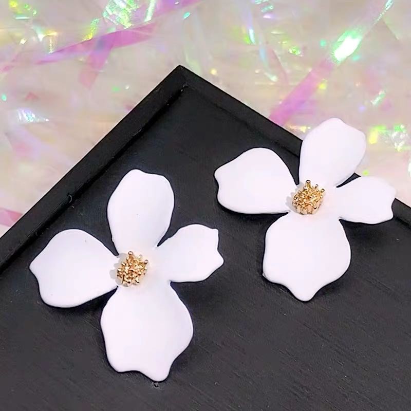 [COD] Anting Tusuk Motif Bunga Aksesoris Fashion Anting Wanita