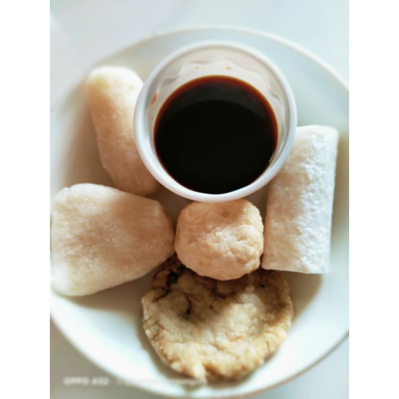 

pempek campur/pempeklampungsurabaya/pempeksurabaya