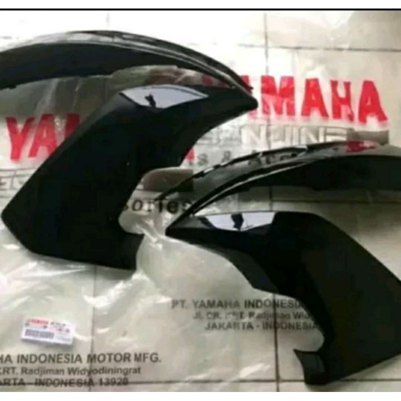 Body cowling sayap depan Aerox 155 Hitam metalik kanan kiri set dagu ori
