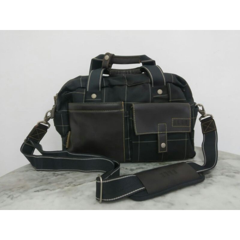 ELLE Messenger/Travel Bag Original Preloved