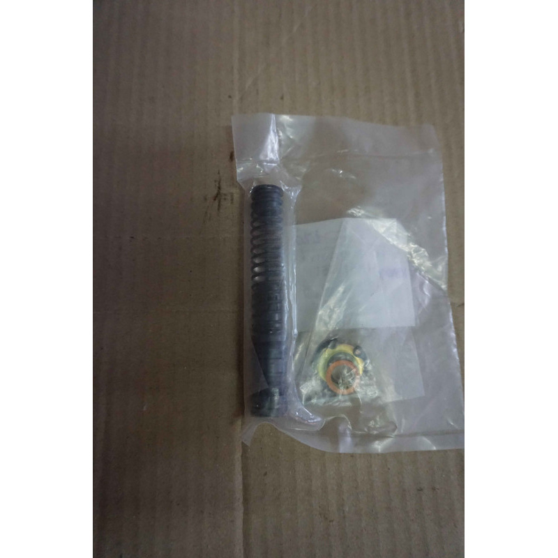Kit Isi Master Kopling Atas Mitsubishi L200 Strada K57 K74 K77