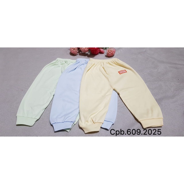 3 PCS Celana panjang bayi katun halus 0-4 bulan polos / Celana panjang bayi / celana bayi unisex