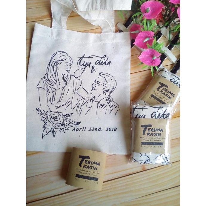 

TAS SOUVENIR PERNIKAHAN/35X40 SABLON 1 WARNA