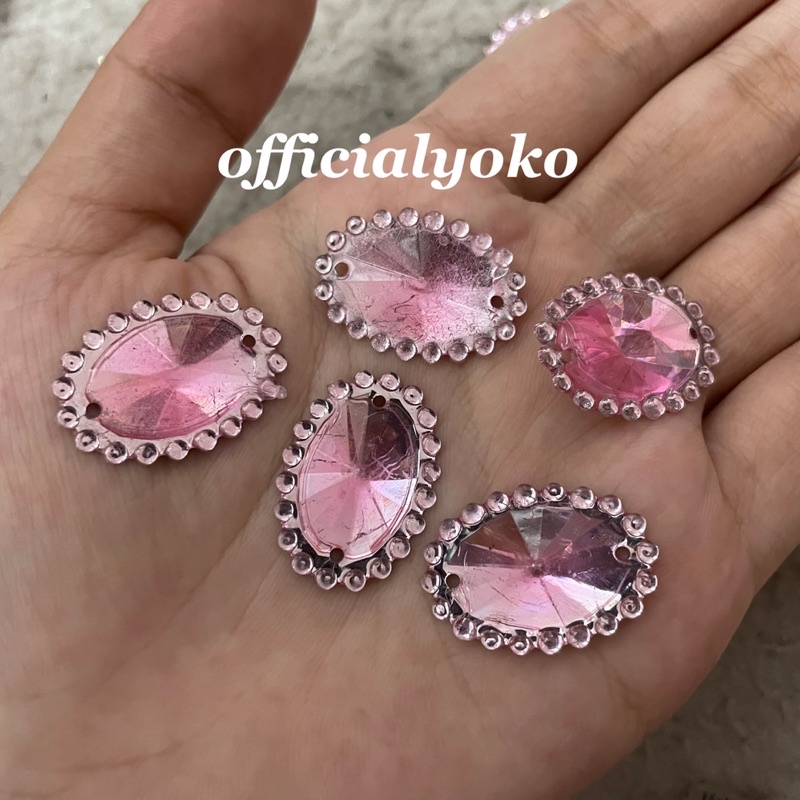 Manik / Permata / Resin Bentuk Oval / Gerigi Untuk Baju (Ukuran ada di Gambar)