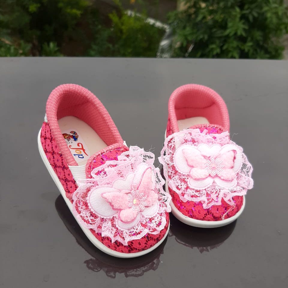 SOP04 Sepatu Pesta Anak Perempuan Slip On Kupu-kupu Bunyi Cit Cit Umur 1 2 3 tahun