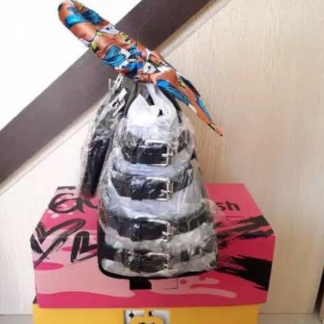 efn7 tas gosh original art 140 black syfh