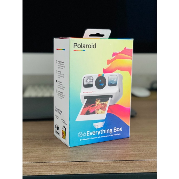 Aruman.abadi- Polaroid Go Starter Pack Everything Box (Polaroid Kamera + Film)