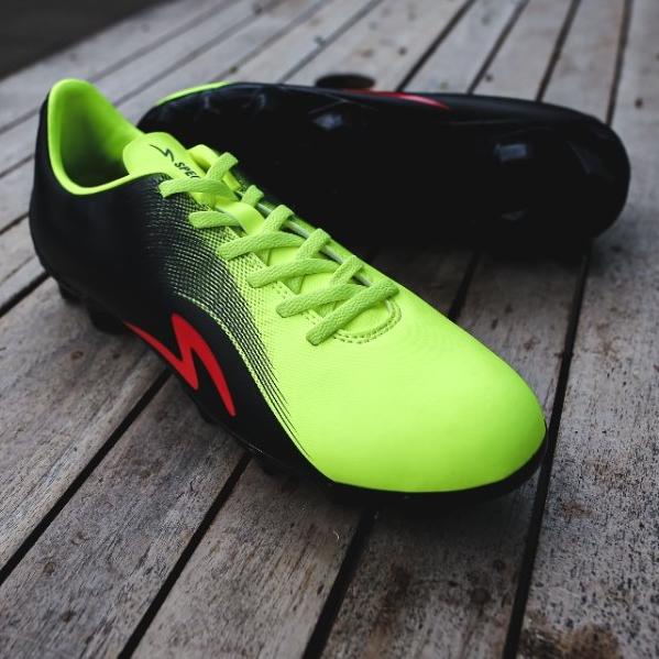 BAYAR DITEMPAT Sepatu bola specs original Sonicwave FG black safety yellow 2021 PROMO SPECIAL Kode