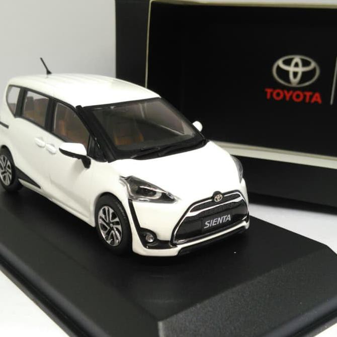 Miniatur Diecast Mobil Toyota Sienta - Termurah 