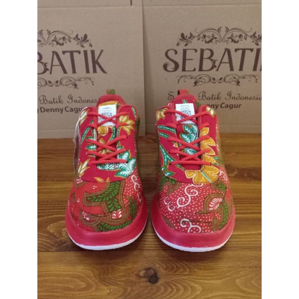 SEBATIK Sepatu Batik by Denny Cagur