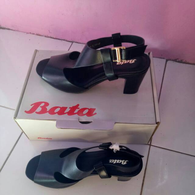 Bata heels black size 38