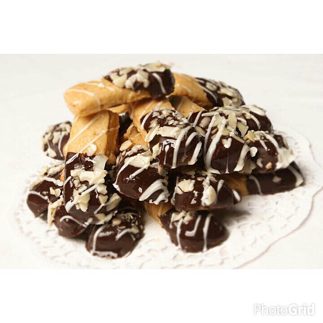 

Almond Cheese Coklat Ina Cookies