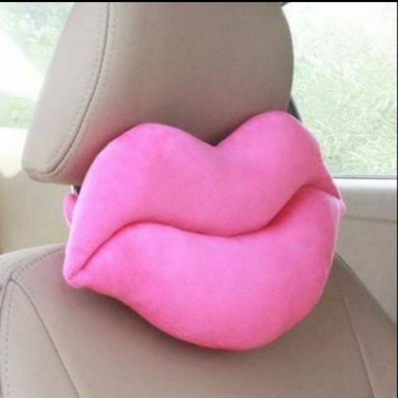 bantal mobil lucu bantal mobil karakter bantal mobil bibir pink merah