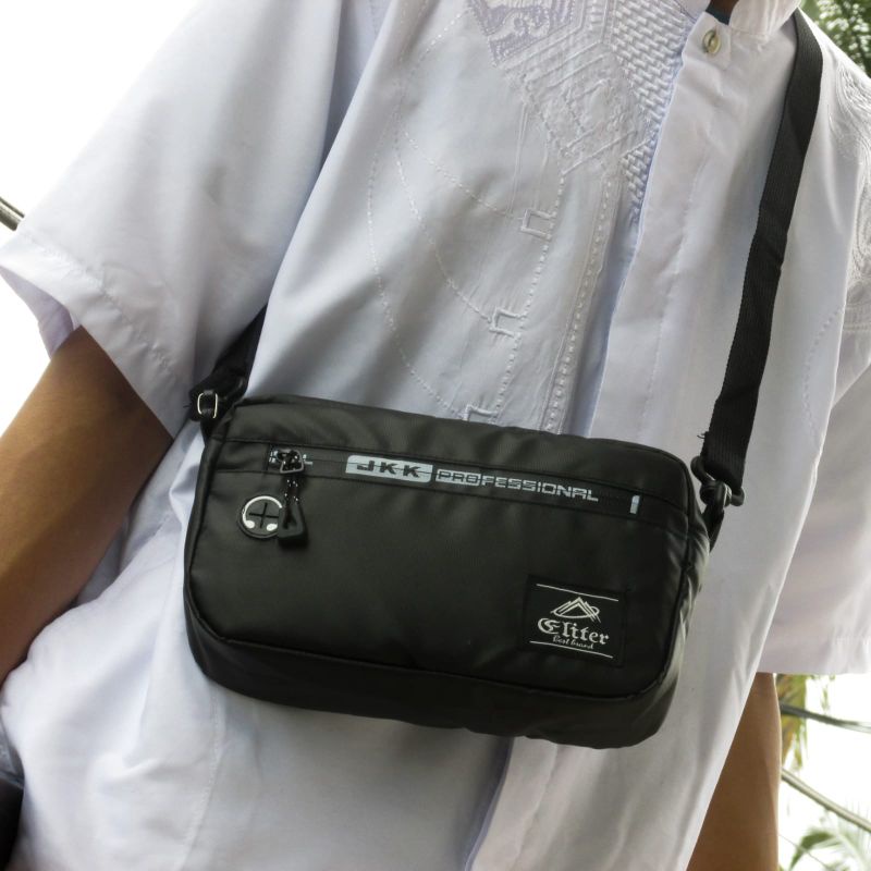 Sling Bag Pria Wanita Waterproof Selempang Trendy