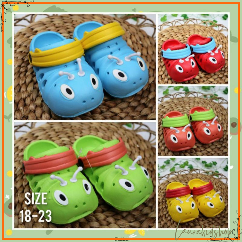 Sandal Crocs Anak Laki-Laki Perempuan Motif Ulat 18-23