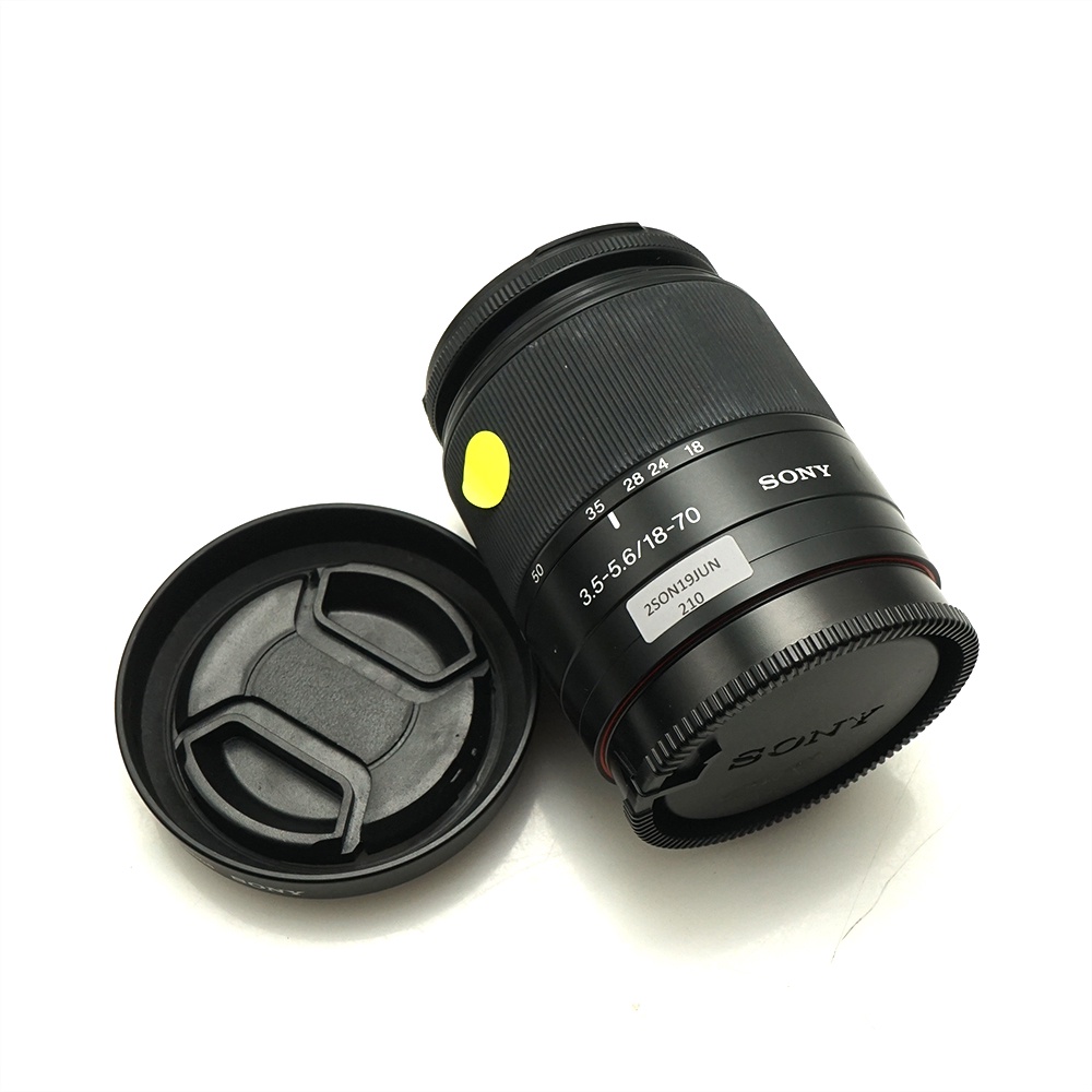 Sony 18-70mm F3.5-5.6 Macro for Sony A-Mount-Excellent