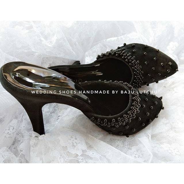 Heels hitam black sepatu wisuda nikah wedding
