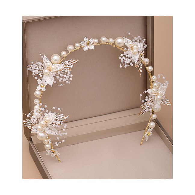 LRC Aksesoris Rambut Fashion White Rhinestone Leaf Flower Hand-woven Pearl Headband D95631