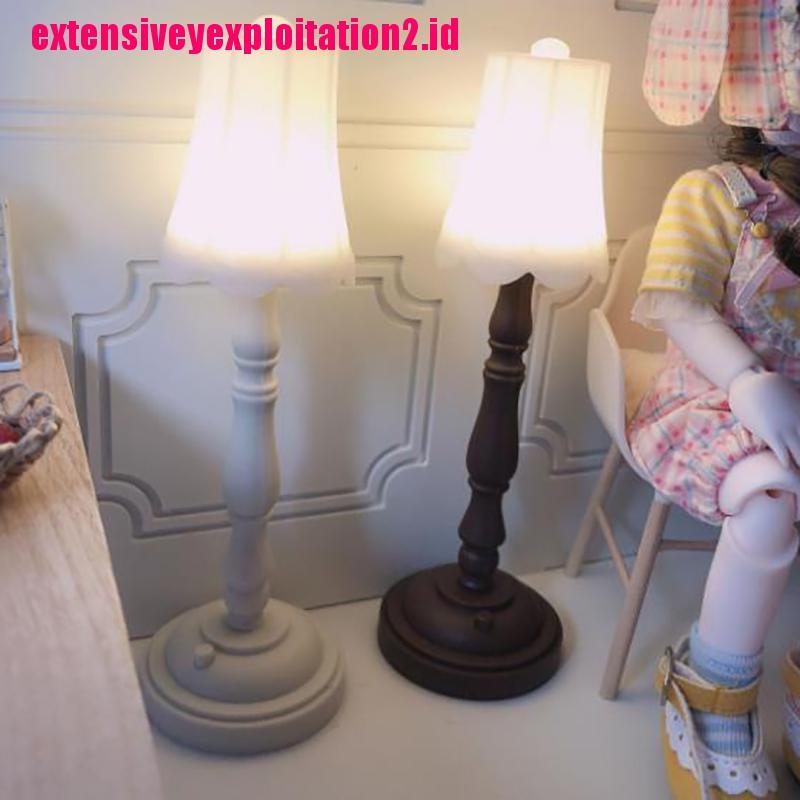 &lt; E2id &amp; &gt; Miniatur Lampu Lantai LED Untuk Aksesoris Rumah Boneka Skala 1: 12