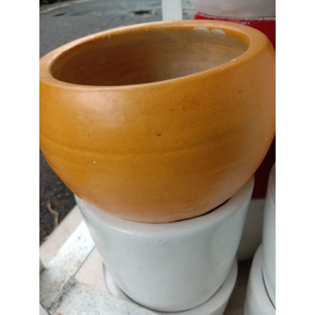 POT KERAMIK BUNGA ANGGREK