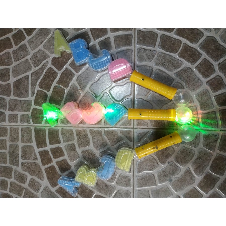 CEV Mainan Stick Lampu Motif ABCD