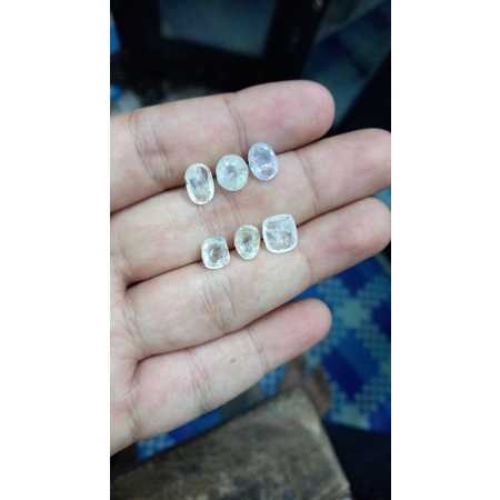 batu permata 9 pcs 6 yakut ceylon 3 pcs rubby star