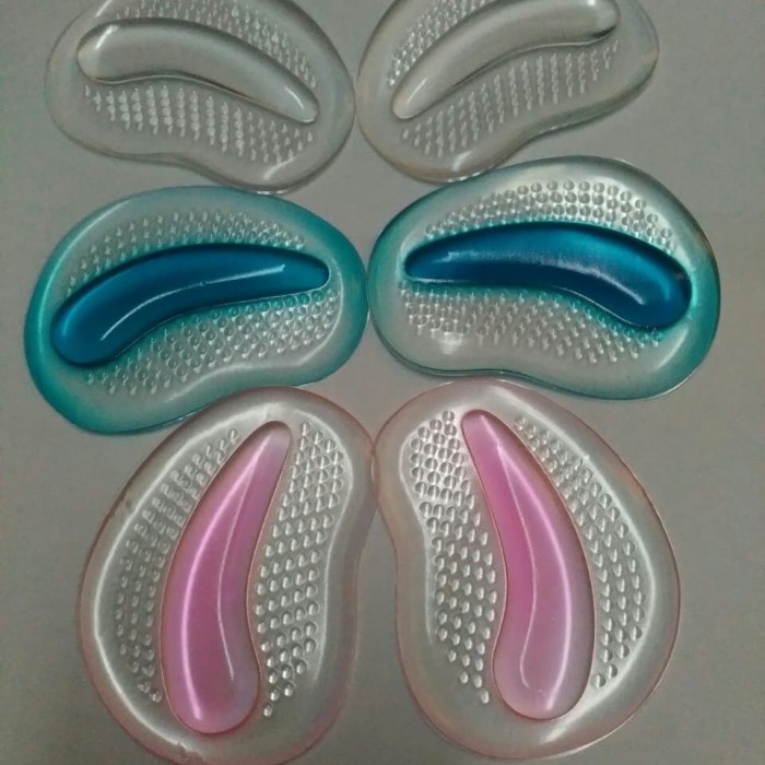 Bantalan kaki insole cushion gel pad silicone forefoot