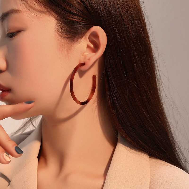 6 Pasang Anting Mutiara Bentuk C Motif print leopard Gaya Eropa Amerika Untuk Wanita