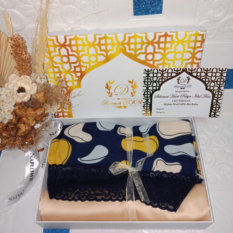 Mukena Shaby Jumbo by Roemah Dia Packaging Box