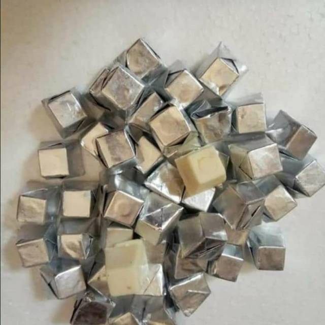 

Coklat Piramid Vanilla 500gr