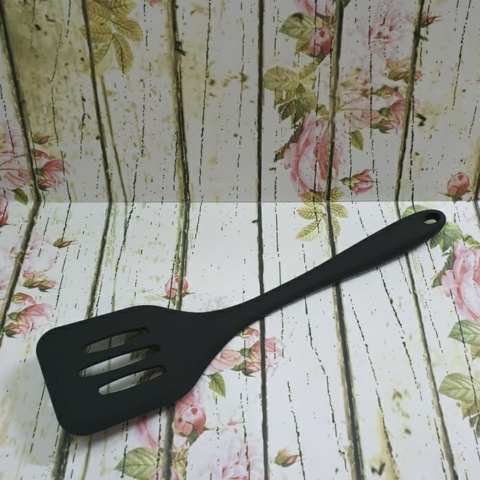 Slotted silicone turner spatula / sutil / sodet / alat masak goreng tahan panas tanpa sambungan