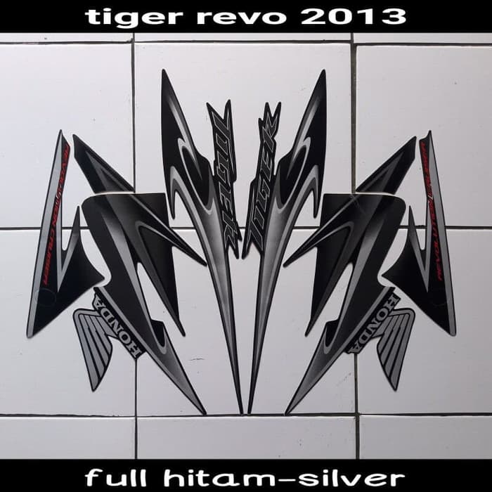 Striping Stiker Motor Tiger Revo 2013 Hitam-Silver