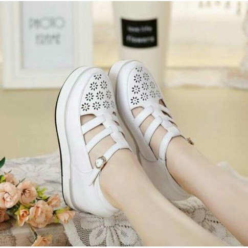 Inspired Crocs Sepatu Wedges Tinggi Casual Model Laser Warna Putih