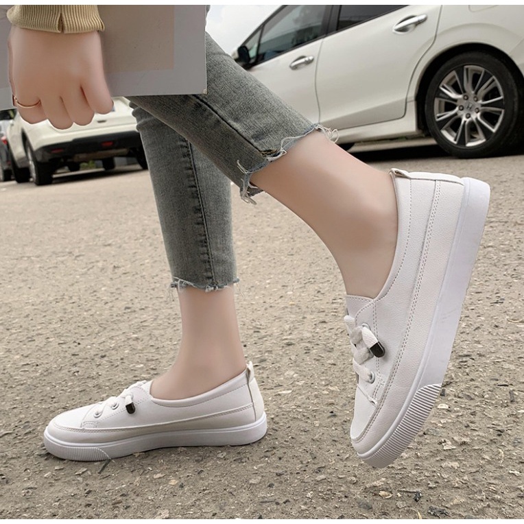 SEPATU SNEAKERS WANITA NYAMAN CASUAL KERJA NGANTOR JALAN EMPUK SP051