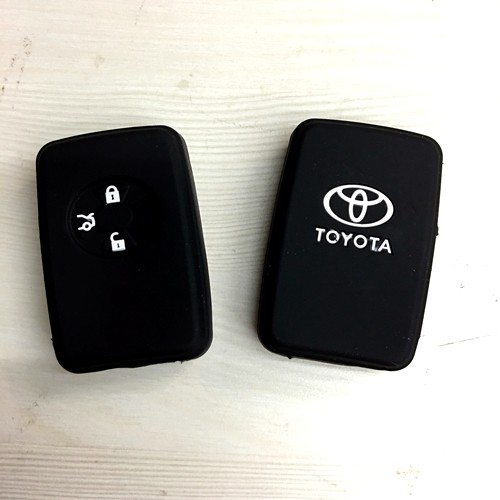 TOYOTA YARIS WISH SUBARU Cover Sarung Kondom Silicon Silikon Keyshirt Remote Kunci Mobil