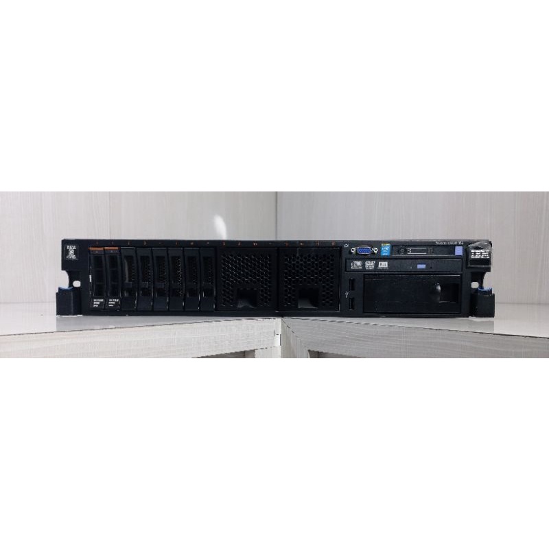 Server Ibm System X3650 M4 2UXeon E5 2630 X2 Ram 32Gb Hdd 600gb