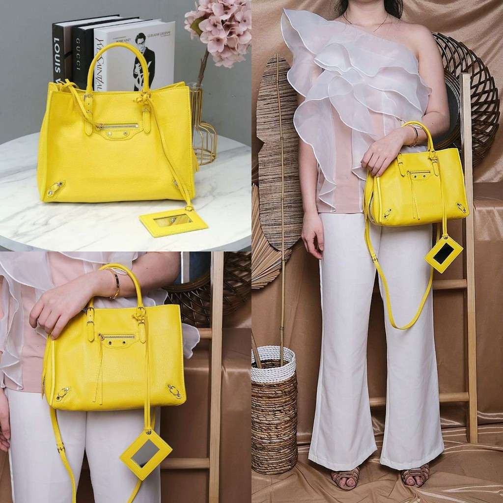 

Balenciaga Papier A6 Yellow SHW w expandable wings