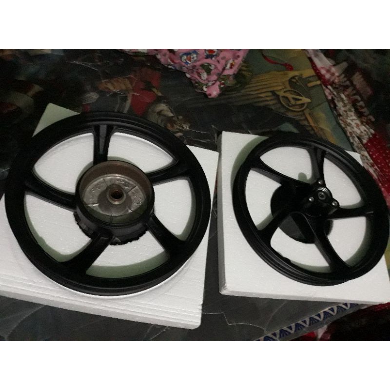 velg depan belakang mio m3