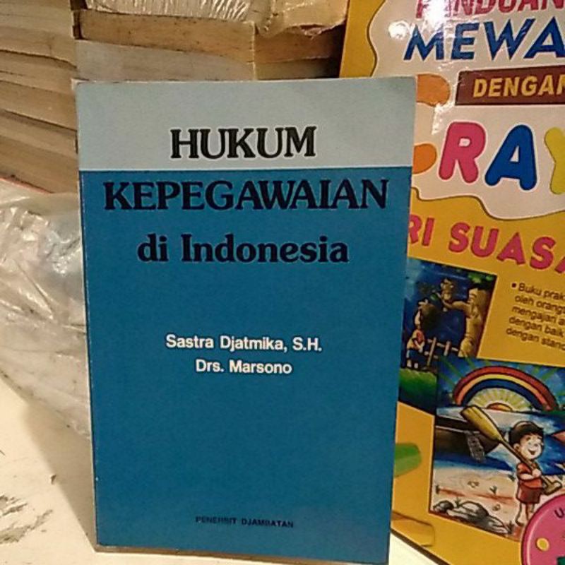 

HUKUM KEPEGAWAIAN DI INDONESIA