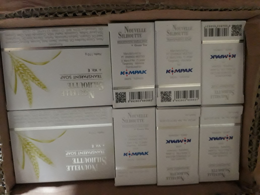 Ns. Transparent Soap Vitamin E  / Nouvelle Silhoutte Sabun Transparan