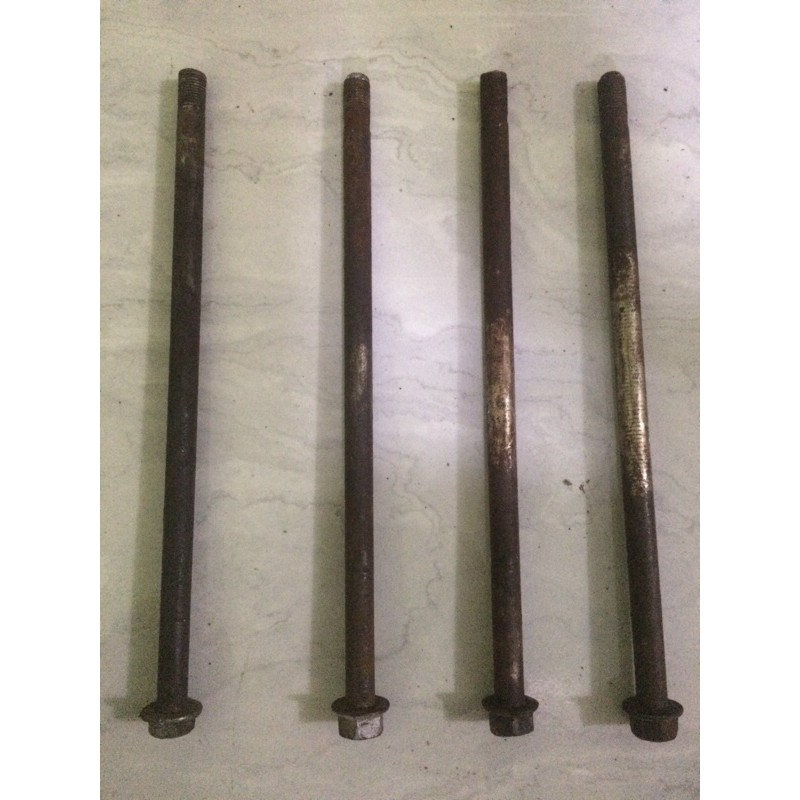 Baut as arm atau roda belakang fiz fizr vega r lama bekas