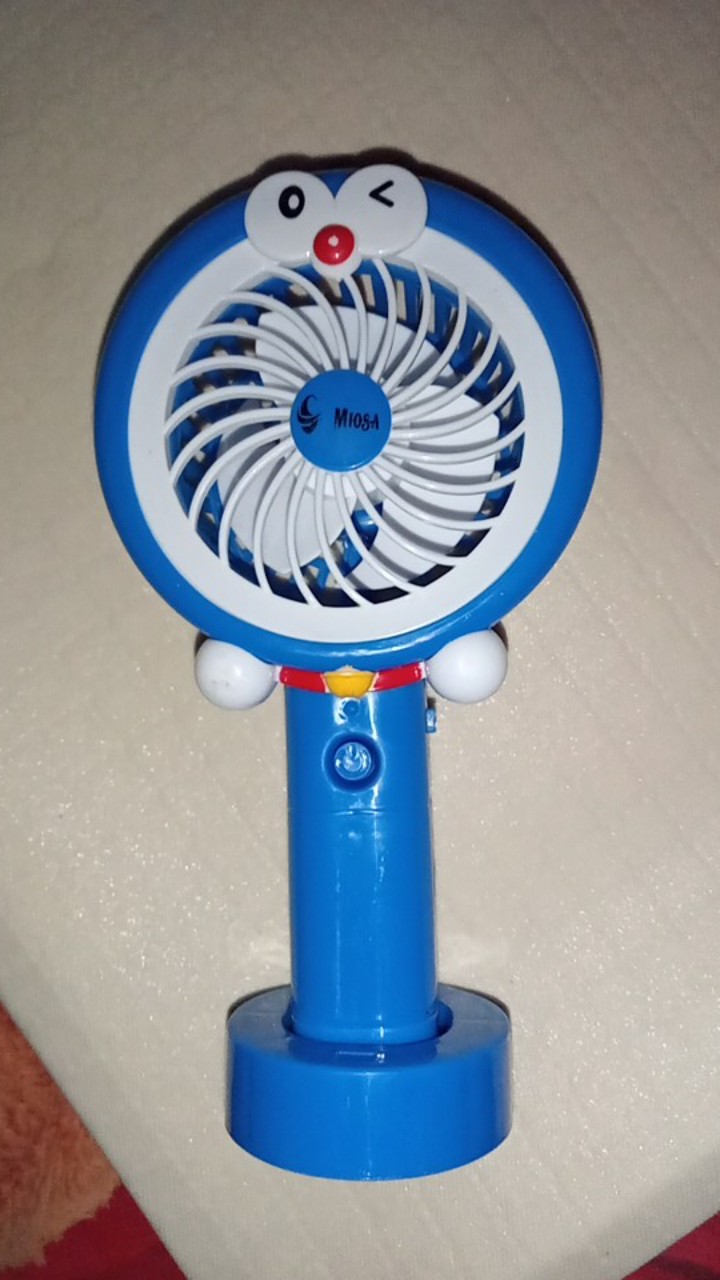 Kipas Angin Karakter Doraemon + Lampu Led / Kipas Portabel Genggam