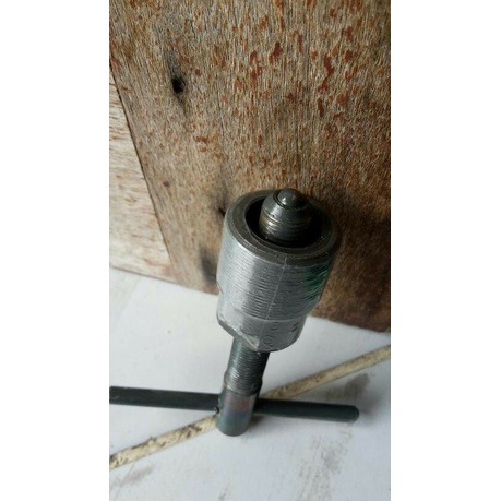 kunci treker magnet magnit kruk as besar