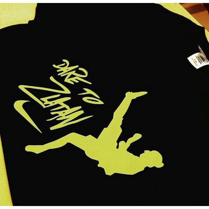 KAOS ZLATAN IBRAHIMOVIC