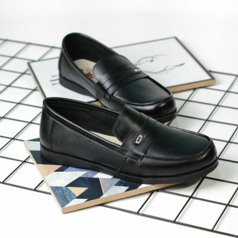 Sepatu Kerja Pansus Kulit Pria Casual Santai Fashion Terbaru Slip On Slop Loafer Laki Murah Nyaman R