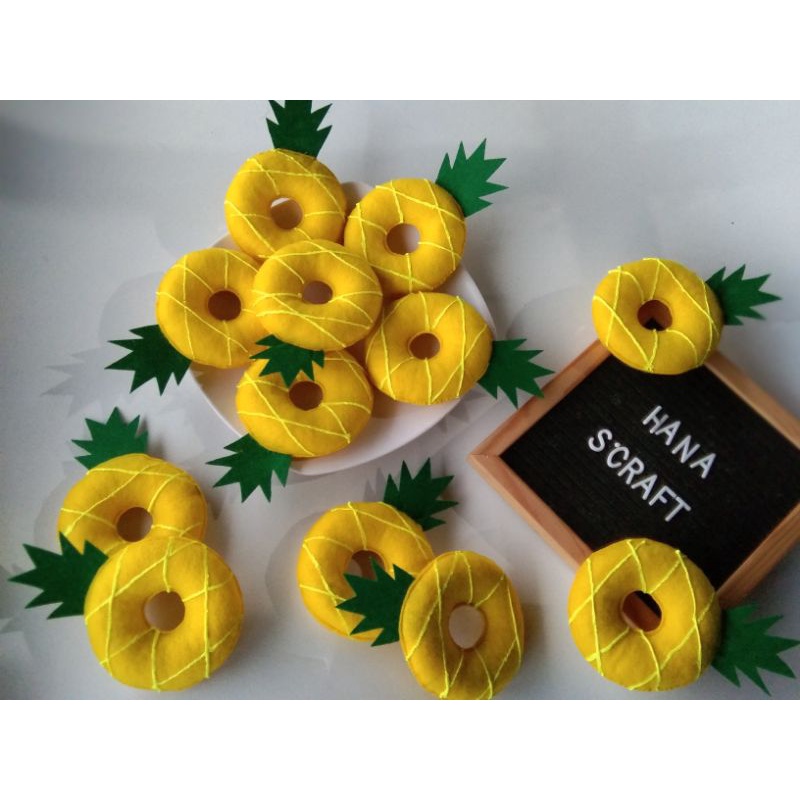 donat mainan donat nanas