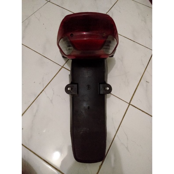 spakbor belakang stoplamp HONDA KIRANA.